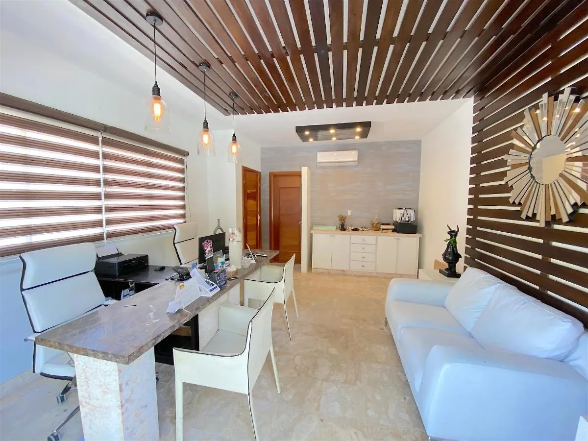 Deluxe Suites Chateau Del Mar - Swimming Pool And Jacuzzi - Bavaro Beach 蓬塔卡纳 多米尼加共和国