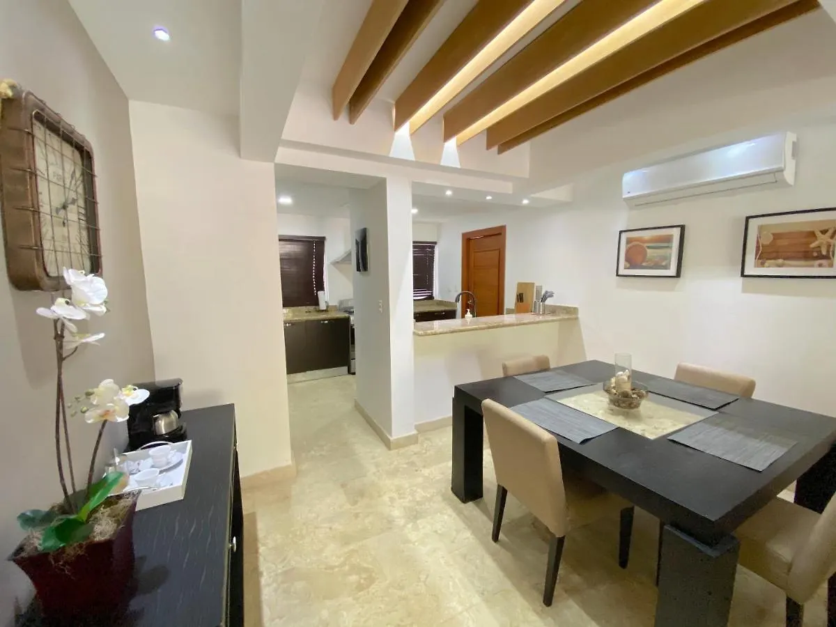 Deluxe Suites Chateau Del Mar - Swimming Pool And Jacuzzi - Bavaro Beach 蓬塔卡纳 4*,  多米尼加共和国