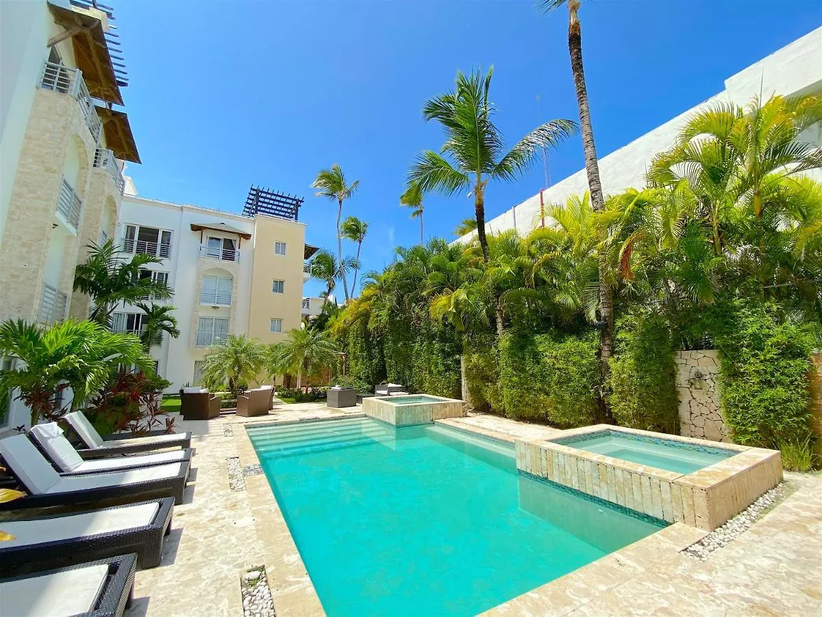 Deluxe Suites Chateau Del Mar - Swimming Pool And Jacuzzi - Bavaro Beach 蓬塔卡纳