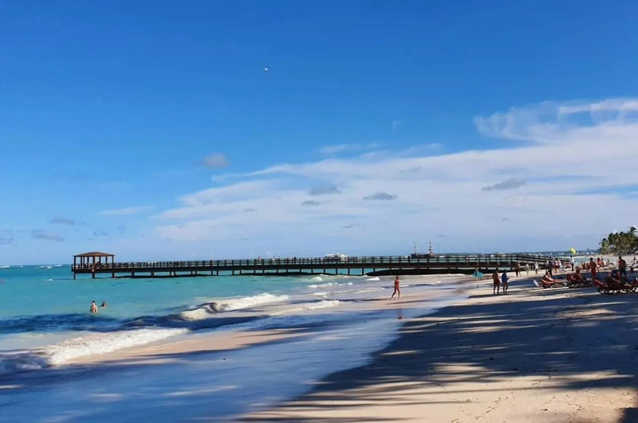 Deluxe Suites Chateau Del Mar - Swimming Pool And Jacuzzi - Bavaro Beachプンタ・カナ アパートホテル